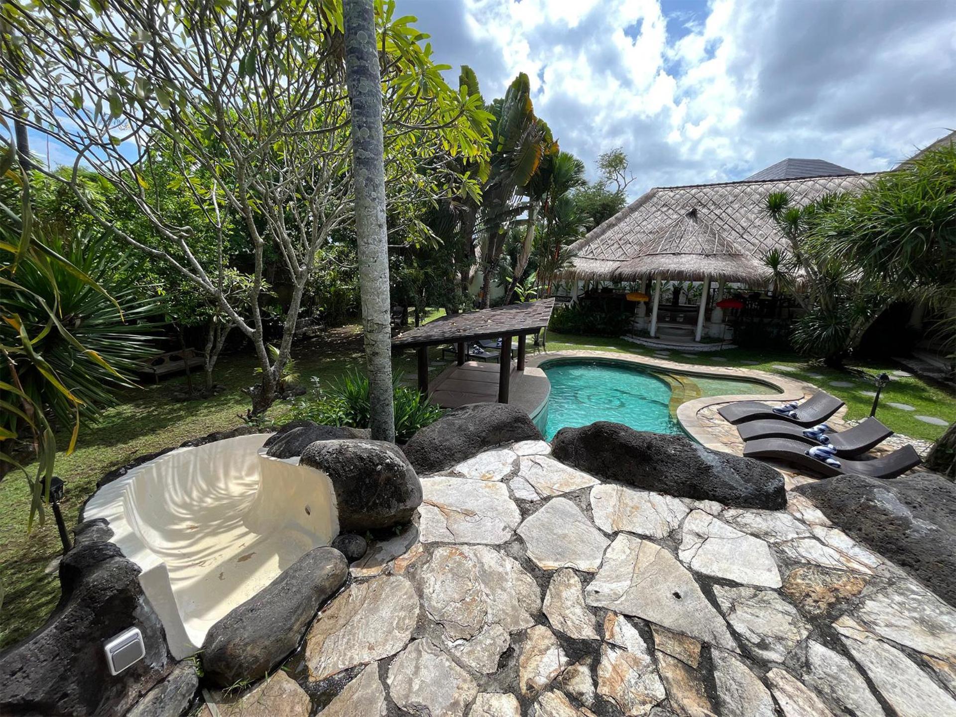 Villa Santai By Optimum Bali Villas チャングー エクステリア 写真